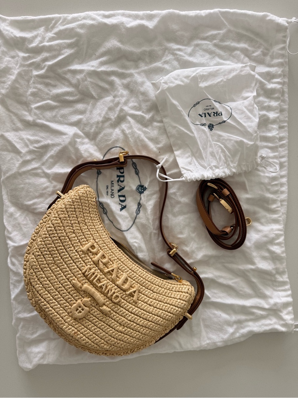 Prada Arque crochet shoulder bag - Picture 4 of 16